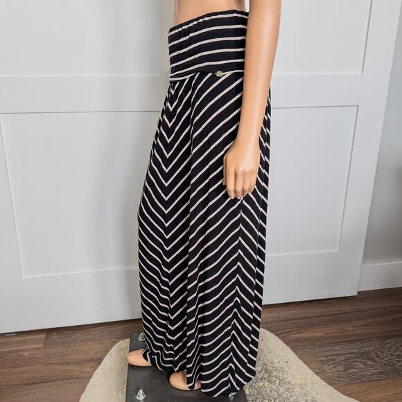 Calvin Klein, Diagonal Striped Fold Down Maxi Skirt, Black and Beige, Size Small - Picture 8 of 10